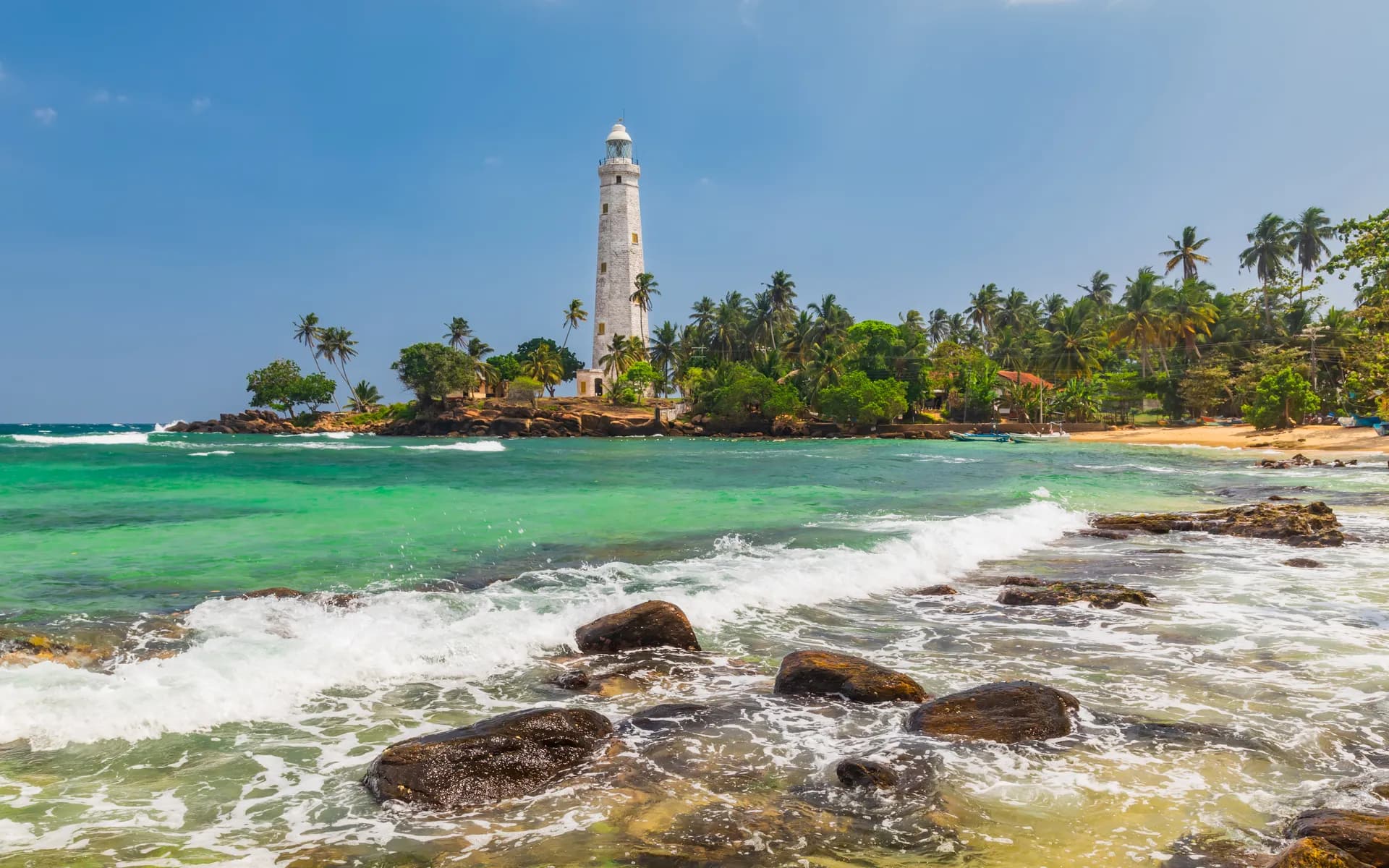 A Sri Lanka and Maldives honeymoon, in two weeks